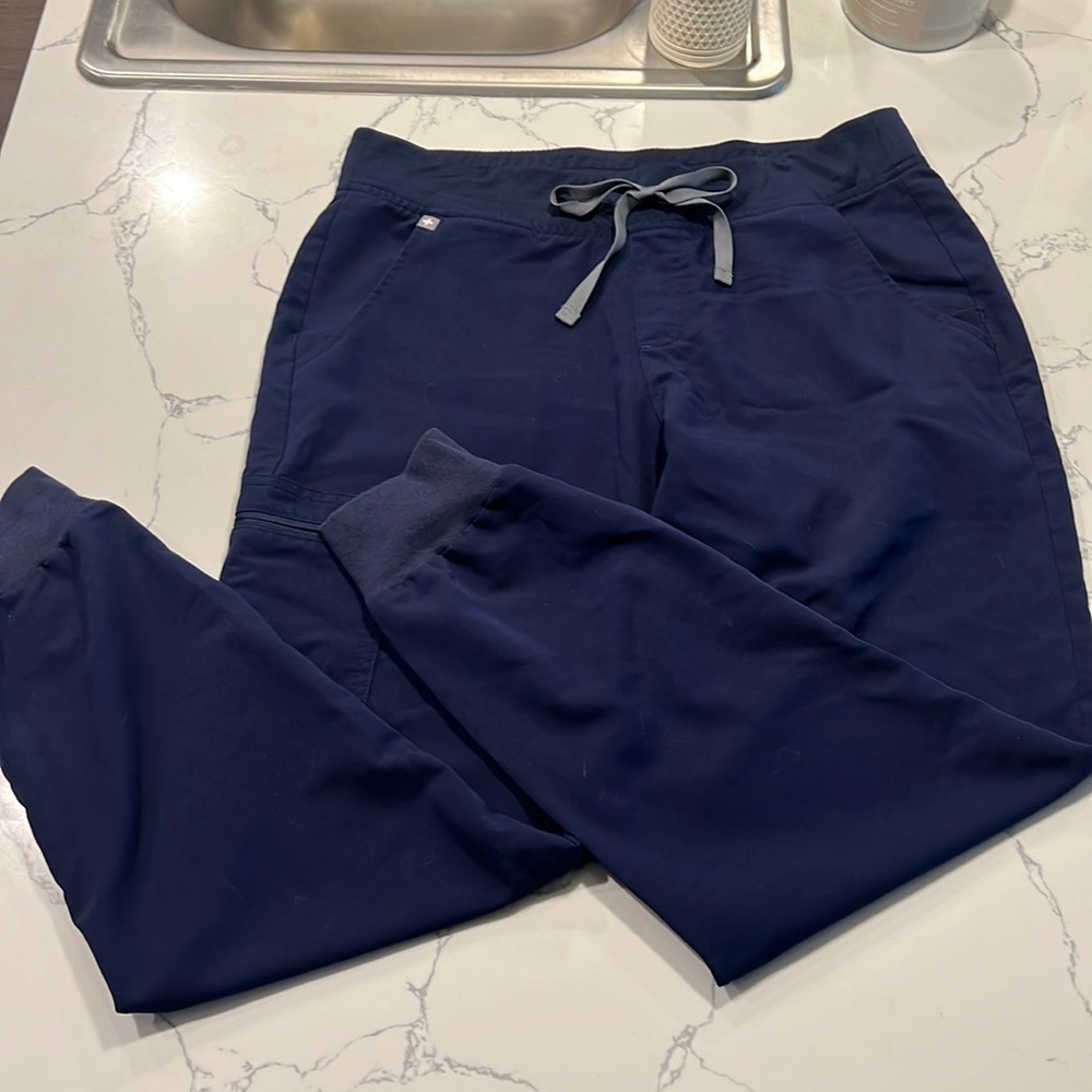 Women Figs Jogger, Large, Navy